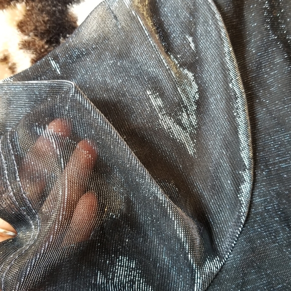 SOLD OUT 💎 Kathie Lee Metallic Blue Blouse 💎 - Picture 8 of 9